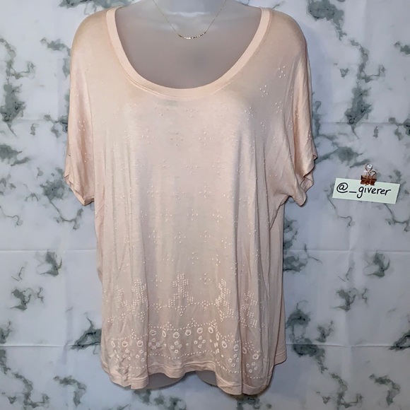 Blush Beaded Detail T Shirt  / Blouse Bobeau - Picture 2 of 14